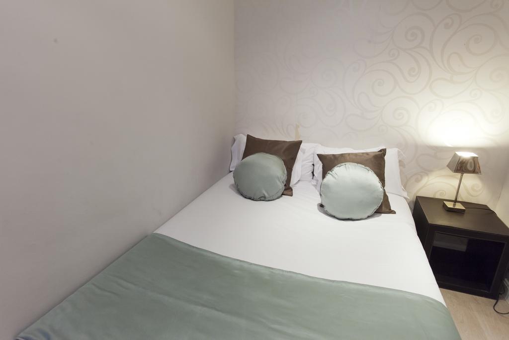 Aparthotel Grandom 4*